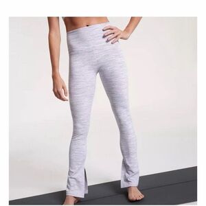 High-Waisted Gray Leggings